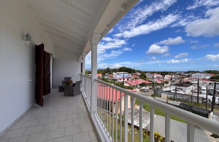 Coup de coeur aux Abymes avec votre agence LONGFORT Immobilier