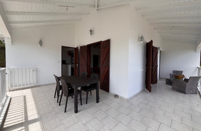 Coup de coeur aux Abymes avec votre agence LONGFORT Immobilier