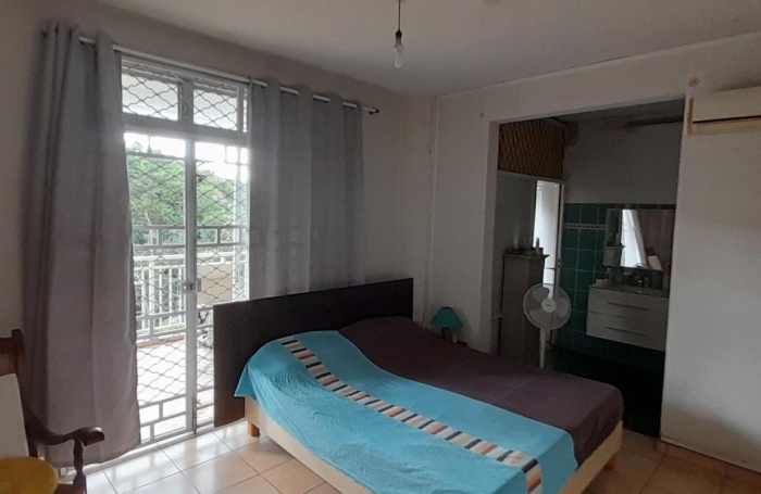 Vente Maison 145m&sup2; 7 pièces Les Abymes