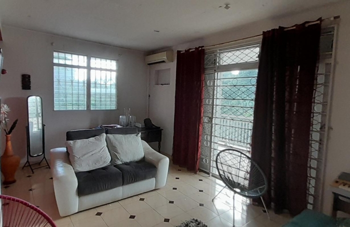 Vente Maison 145m&sup2; 7 pièces Les Abymes