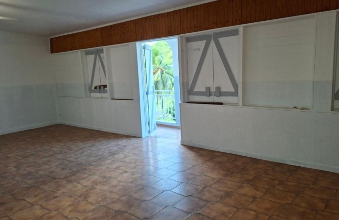 Location Appartement 110m&sup2; 4 pièces Les Abymes