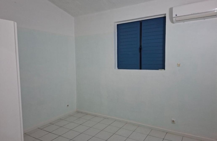 Location Appartement 110m&sup2; 4 pièces Les Abymes