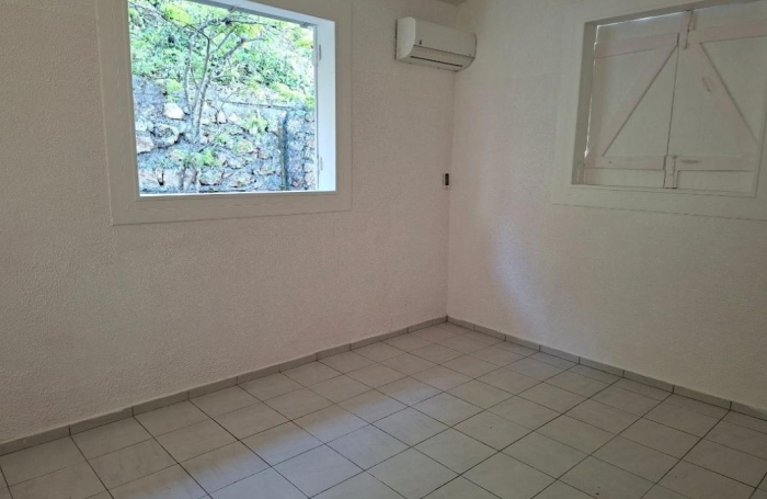 Location Appartement 110m&sup2; 4 pièces Les Abymes