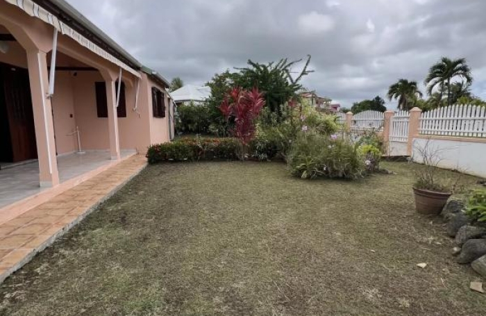 Vente Maison 110m&sup2; 5 pièces Capesterre Belle Eau