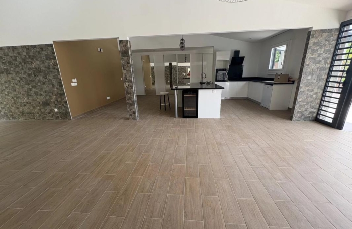 Location Maison 154m&sup2; 4 pièces Les Abymes