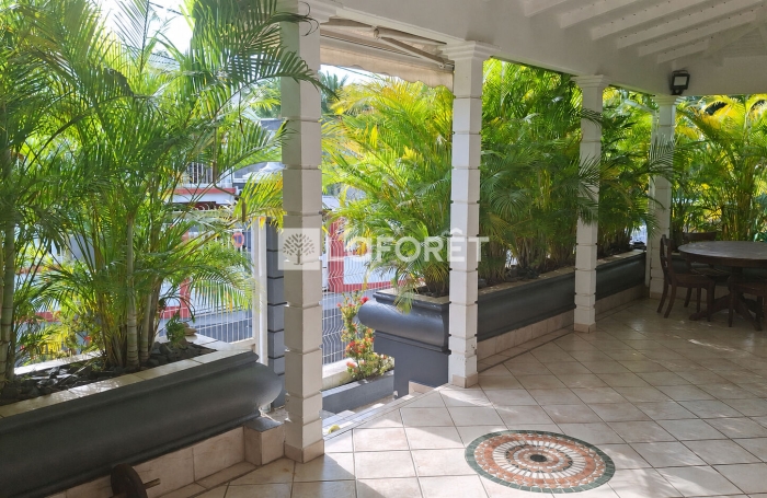 Vente Maison 164m&sup2; 6 pi&egrave;ces Baie Mahault