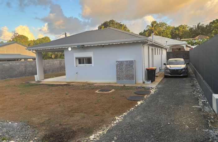 VILLA T4 (91.5m2) - Rue Castera 97122 BAIE-MAHAULT