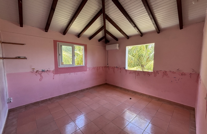 A VENDRE  Maison F3 + studio   Les Mangles, Petit-Canal
