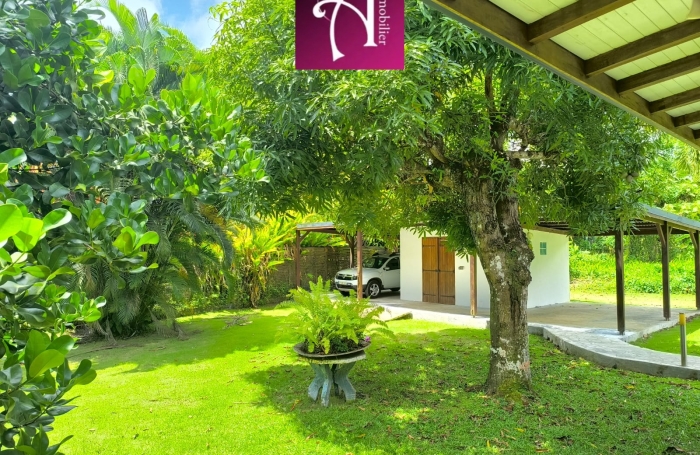 LOCATION MAISON MEUBL&Eacute;E AVEC PISCINE PETIT BOURG