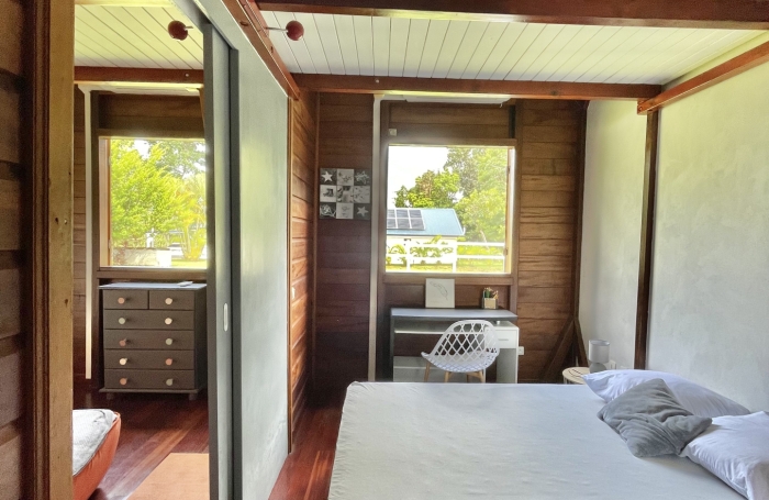 LOCATION MAISON MEUBL&Eacute;E AVEC PISCINE PETIT BOURG