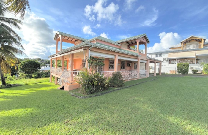 Vente Maison 200m&sup2; 5 pièces Saint Fran&ccedil;ois