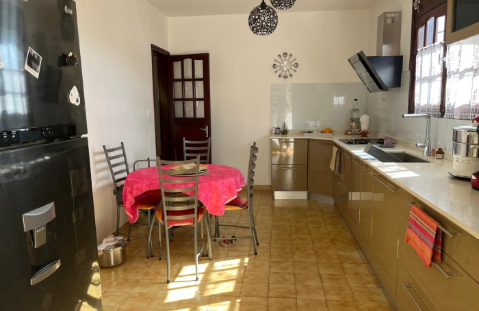 BASSE-TERRE Maison T4 cl&eacute; en main avec 2 logements ind&eacute;pendants   Proche h&ocirc;pital et commodit&eacute;s- aucun travaux