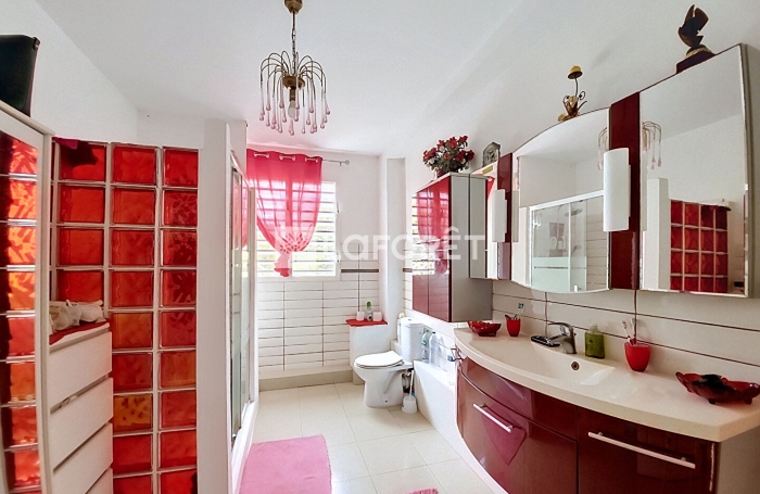 Vente Maison 125m&sup2; 5 pi&egrave;ces Capesterre Belle Eau