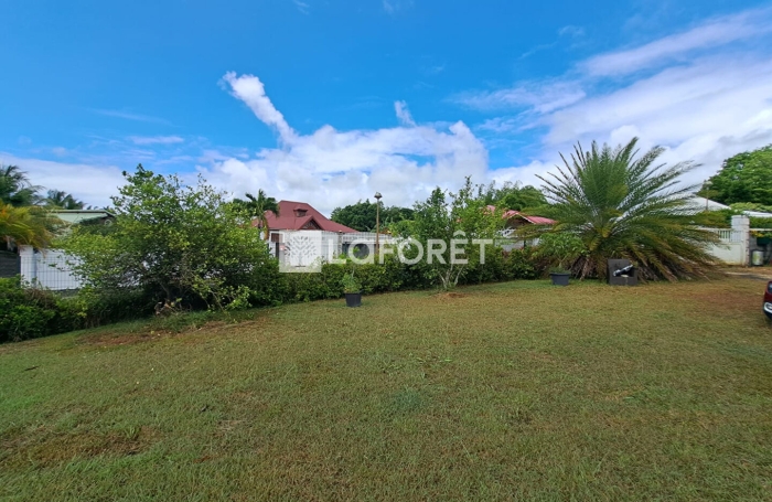Vente Maison 90m&sup2; 4 pi&egrave;ces Lamentin