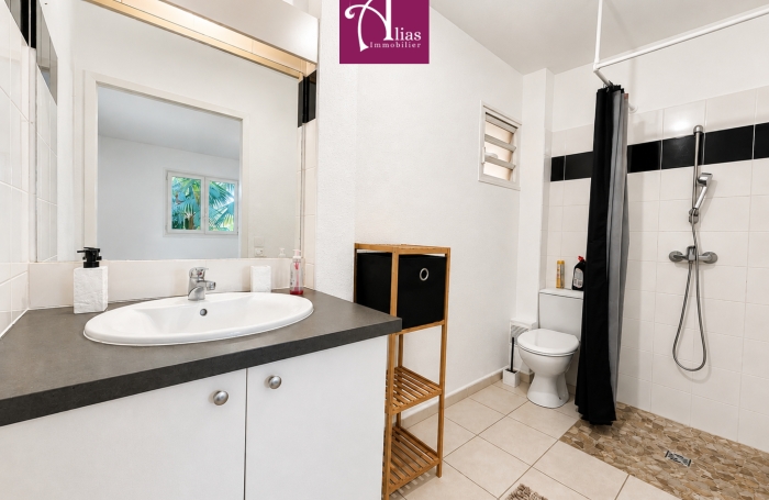 &Agrave; LOUER - APPARTEMENT T2 MEUBL&Eacute; &Agrave; PLAISANCE - BAIE-MAHAULT