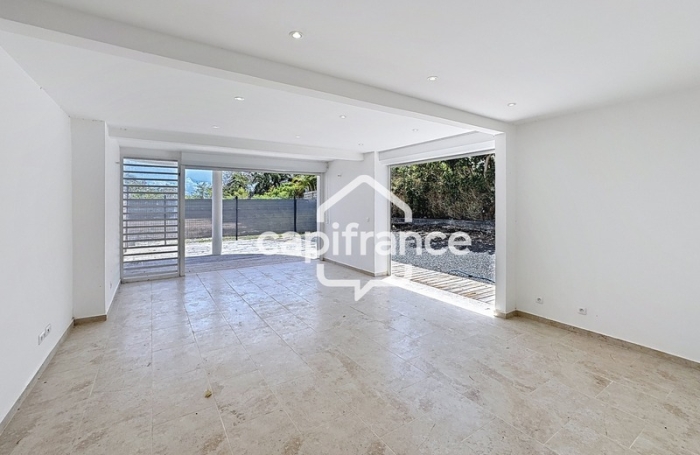 Vente Immeuble 529m&sup2; 18 pièces Saint Fran&ccedil;ois