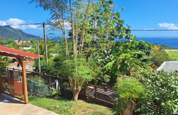 VILLA F5 MEUBLE AVEC PISCINE ET VUE MER