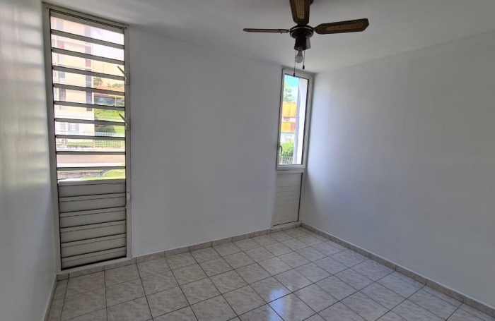 Vente Appartement 63m&sup2; 4 pièces Saint Claude