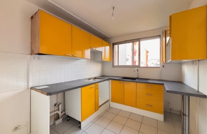 Studio &agrave; Baie-Mahault - LONGFORT IMMOBILIER