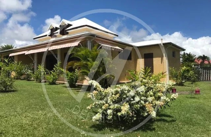 Location Maison 97130