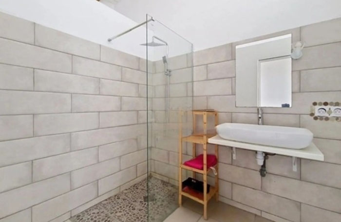 Vente Local commercial 151m&sup2; 5 pièces Gosier