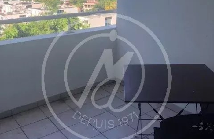 Location Appartement 21m&sup2; 1 pièce Les Abymes
