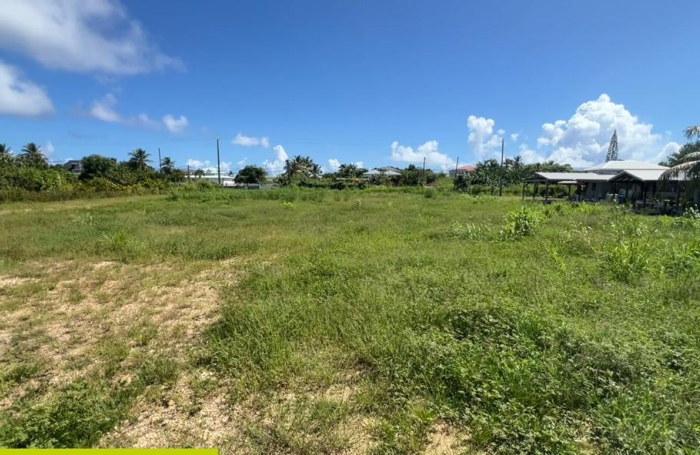 Le Moule -Terrain constructible 628m2