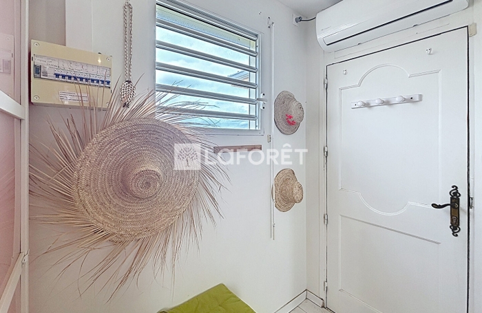 Vente Appartement 67.16m&sup2; 3 pi&egrave;ces Saint Fran&ccedil;ois