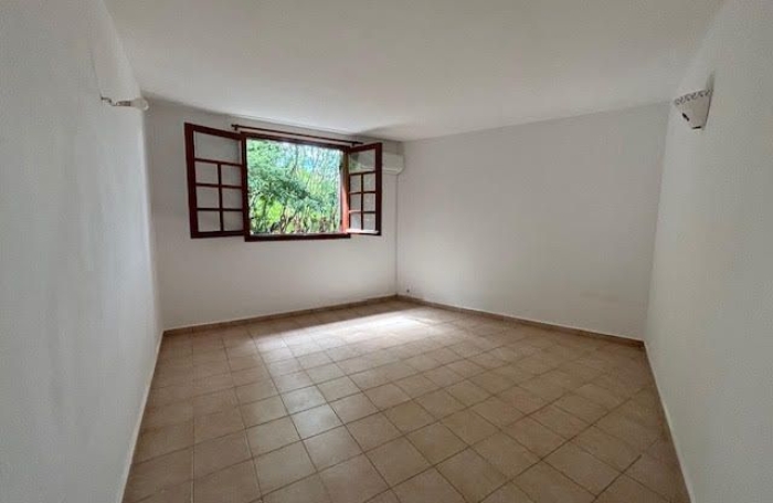 Location Maison 100m&sup2; 4 pièces Saint Fran&ccedil;ois