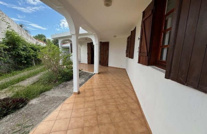 Location Maison 100m&sup2; 4 pièces Saint Fran&ccedil;ois
