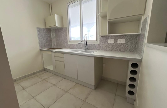 Location Appartement 97118