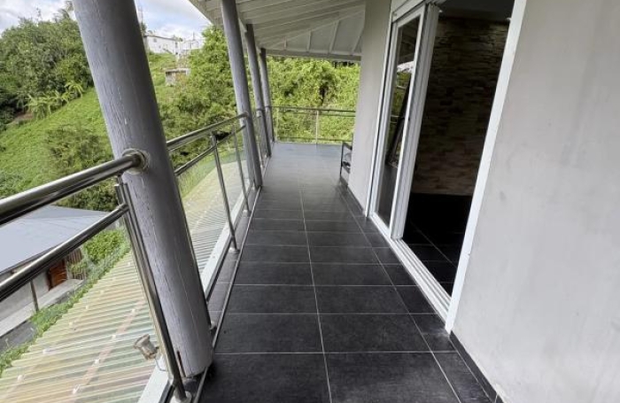 Location Maison 120m&sup2; 4 pièces Gosier