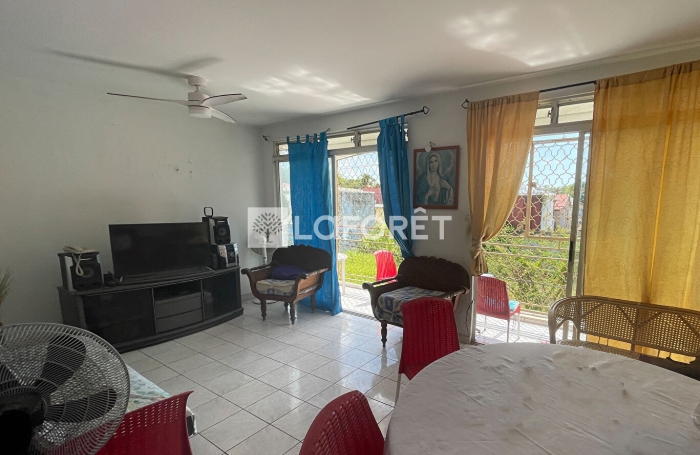 Vente Immeuble 180m&sup2; 4 pi&egrave;ces Pointe-&agrave;-Pitre