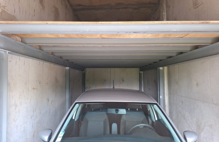 GARAGE AVEC MEZZANINE
