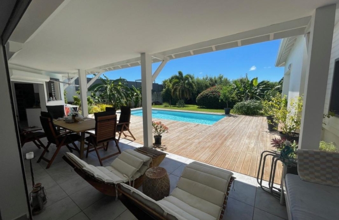 Location Maison 176m&sup2; 5 pièces Sainte Anne