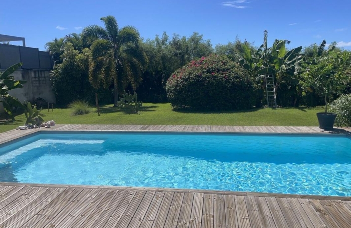 Location Maison 176m&sup2; 5 pièces Sainte Anne