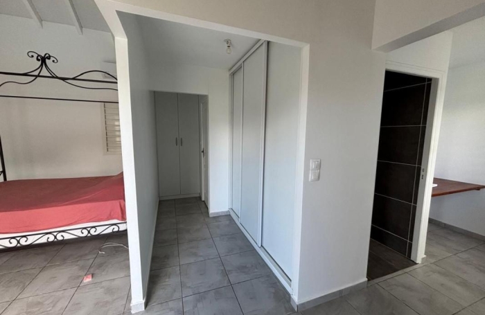 Location Maison 176m&sup2; 5 pièces Sainte Anne