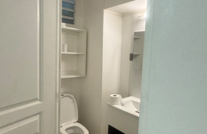 STUDIO MEUBLE EMPLACEMENT PRIVILEGIE