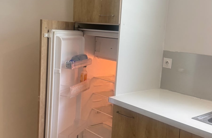 STUDIO MEUBLE EMPLACEMENT PRIVILEGIE