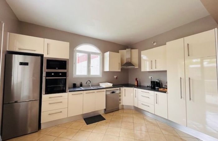 Location Appartement 97190