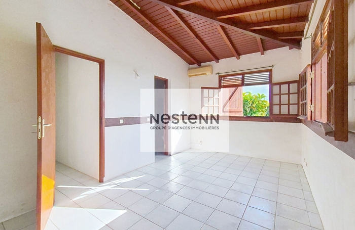 Vente Maison 160m&sup2; 8 pi&egrave;ces Lamentin