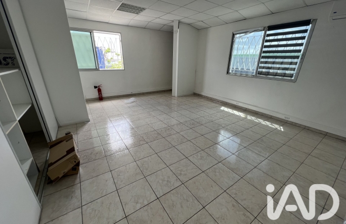 Vente Local commercial 97122