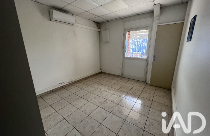 Vente Local commercial 45m&sup2; Baie Mahault