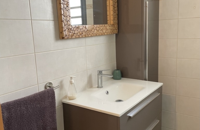 LOCATION VILLA F6 MEUBLEE avec Piscine, garage et bungalow F2 (entr jardin et piscine inclus)
