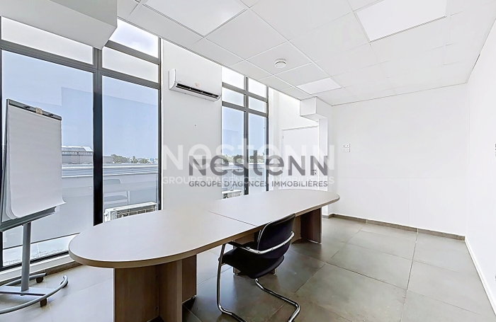 Location Bureaux 36m&sup2; Baie Mahault