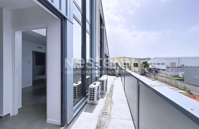 Location Bureaux 36m&sup2; Baie Mahault