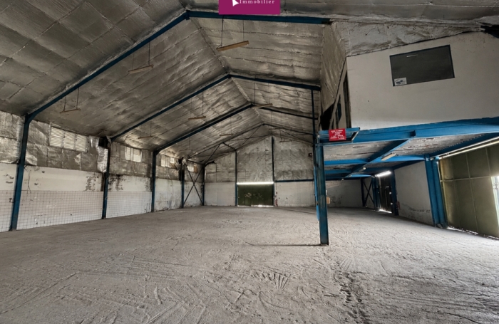 Location Entrepot 97139