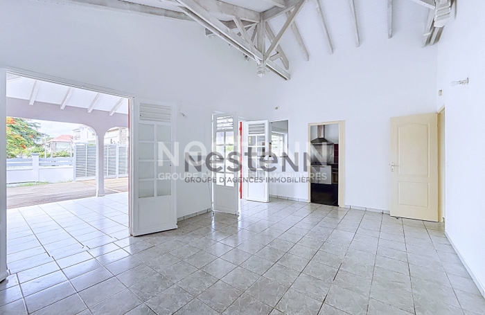 Location Maison 74m&sup2; 4 pi&egrave;ces Les Abymes