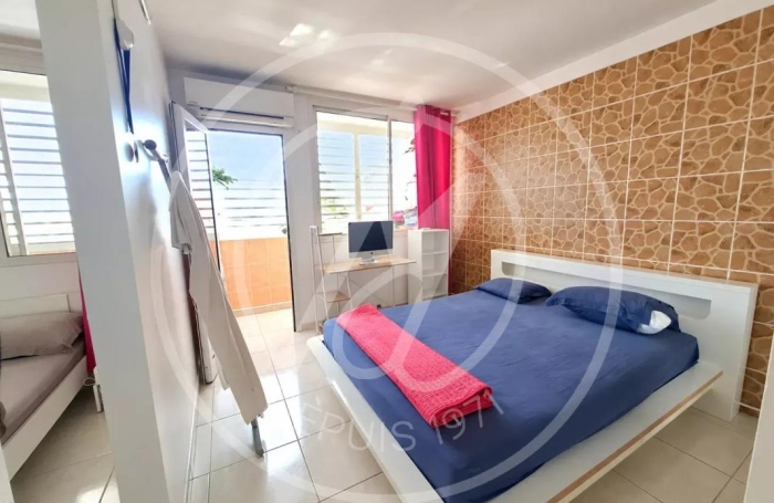 Vente Appartement 132.33m&sup2; 4 pièces Pointe-&agrave;-Pitre