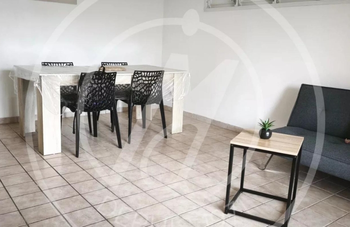 Location Appartement 97115